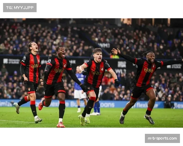 塞梅尼奥无球跑动契合传控体系 曼城边路进攻呈现新维度